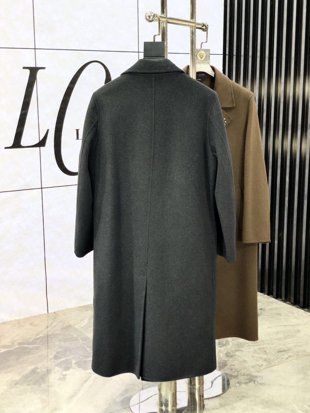 ルイ・ヴィトン「Louis Vuitton」メンズ カシミア オーバーコート