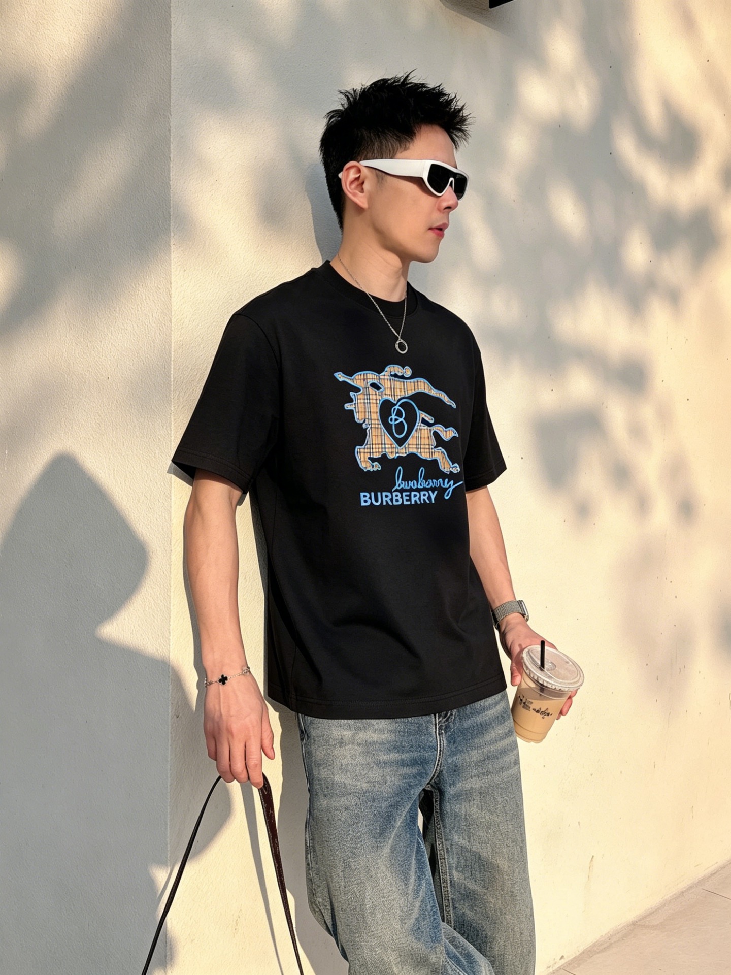 バーバリー「Burberry」ロゴプリントTシャツ / ショートスリーブ クルーネック