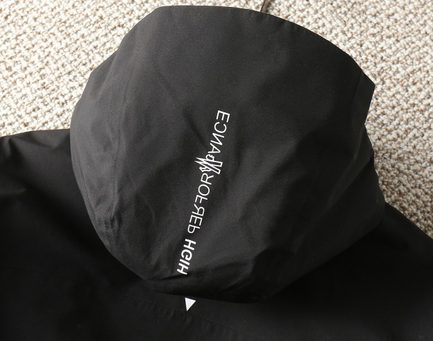 モンクレール「Moncler」秋冬 ダウンジャケット