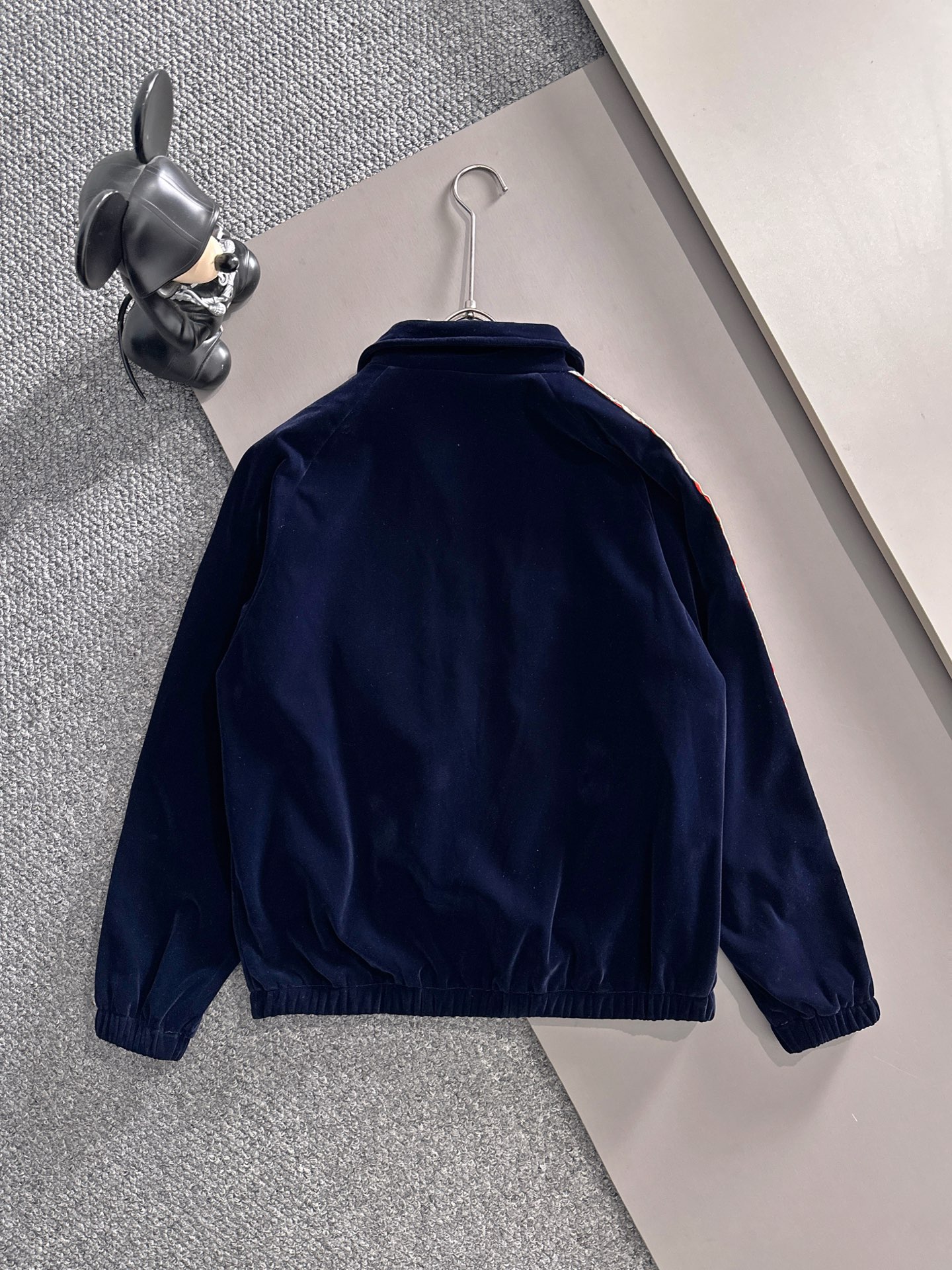 バーバリー「Burberry」秋冬 メンズカジュアルスポーツセット