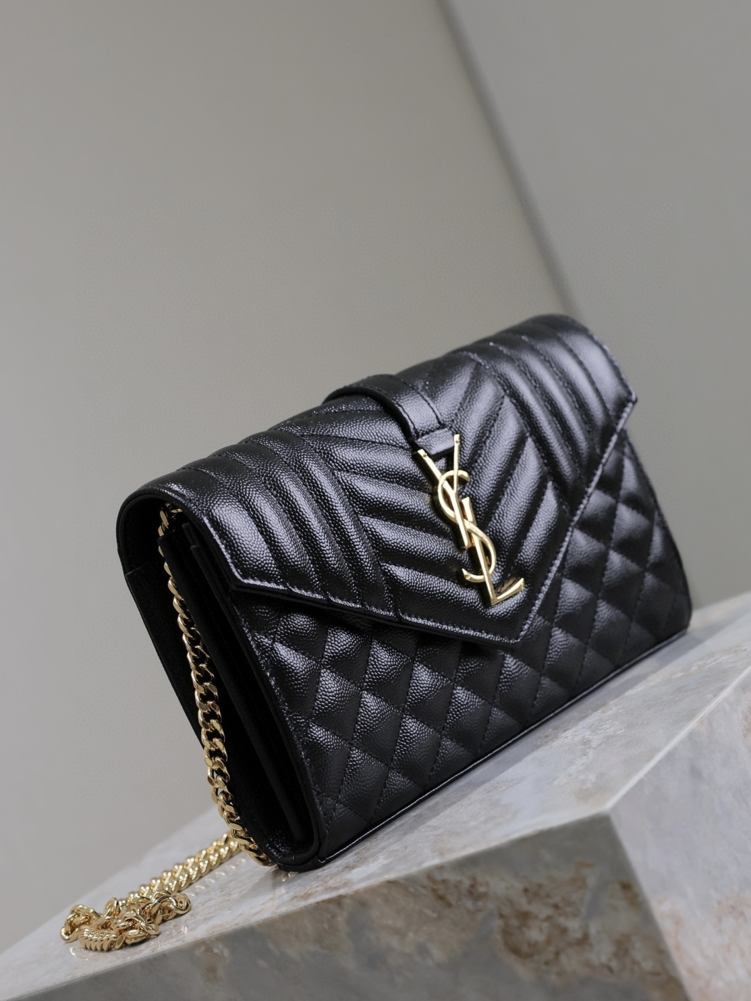 2026  SAINT LAURENT アンベロープ チェーンウォレット