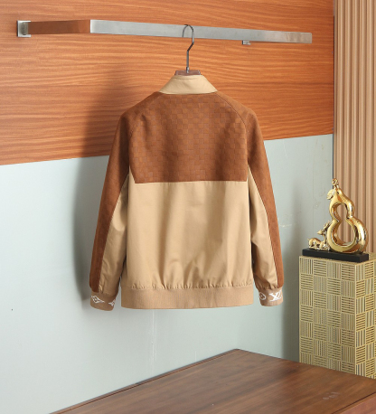 ルイ・ヴィトン「Louis Vuitton」秋冬コレクション クイルテッド ジャケット