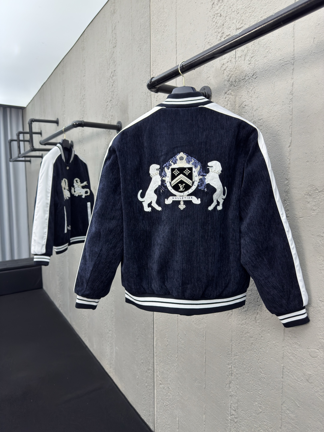 ルイ・ヴィトン「Louis Vuitton」モダンベースボールジャケット