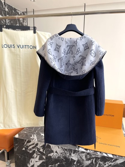 ルイ・ヴィトン「Louis Vuitton」秋冬 レディース ワップルフードロングコート