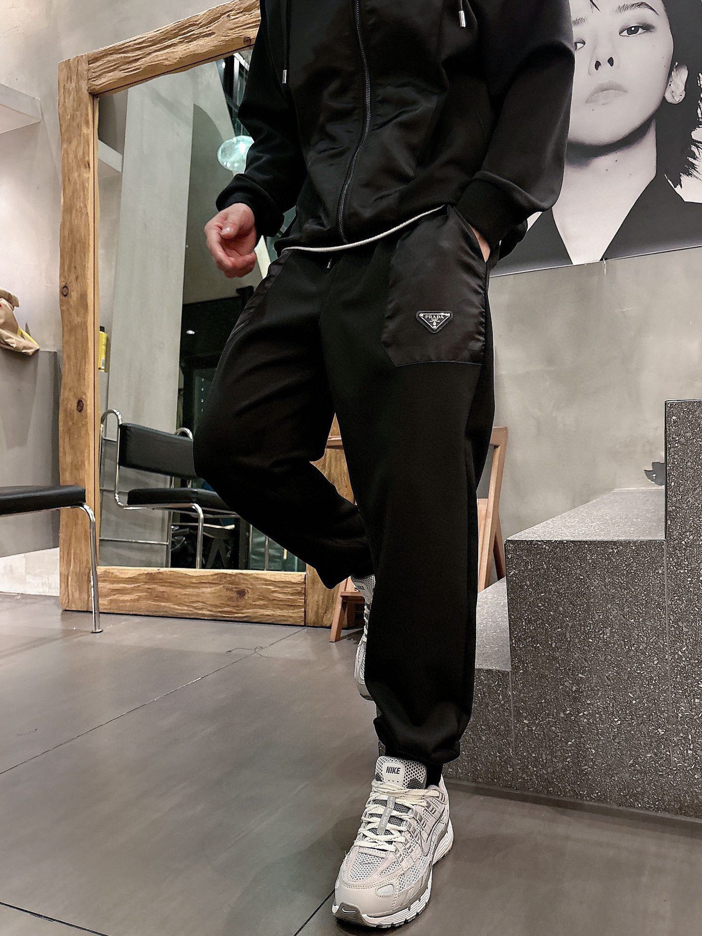 プラダ「Prada」秋冬 メンズ  カジュアルスポーツセット
