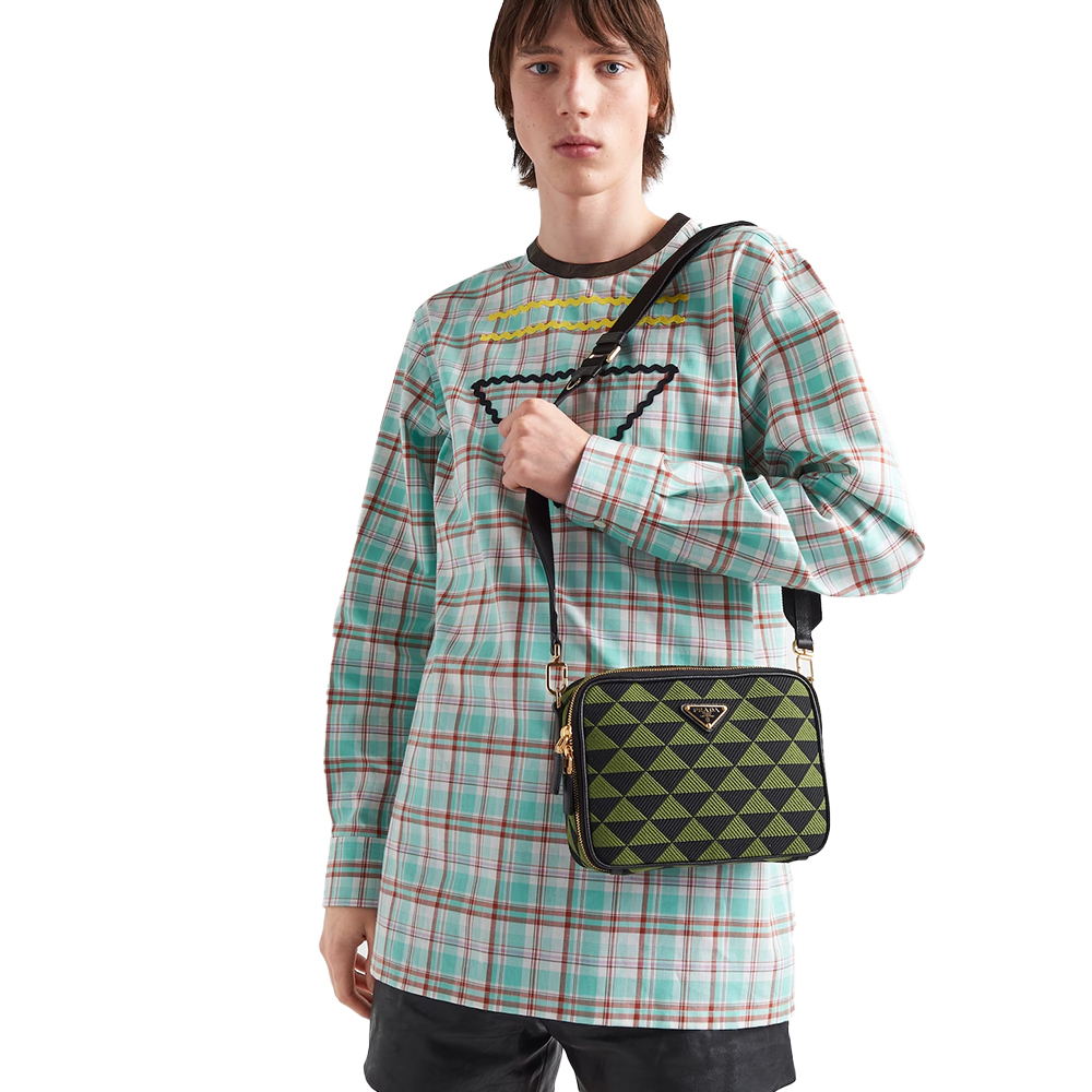 プラダ「Prada」エンブロイダリー メッセンジャーバッグ