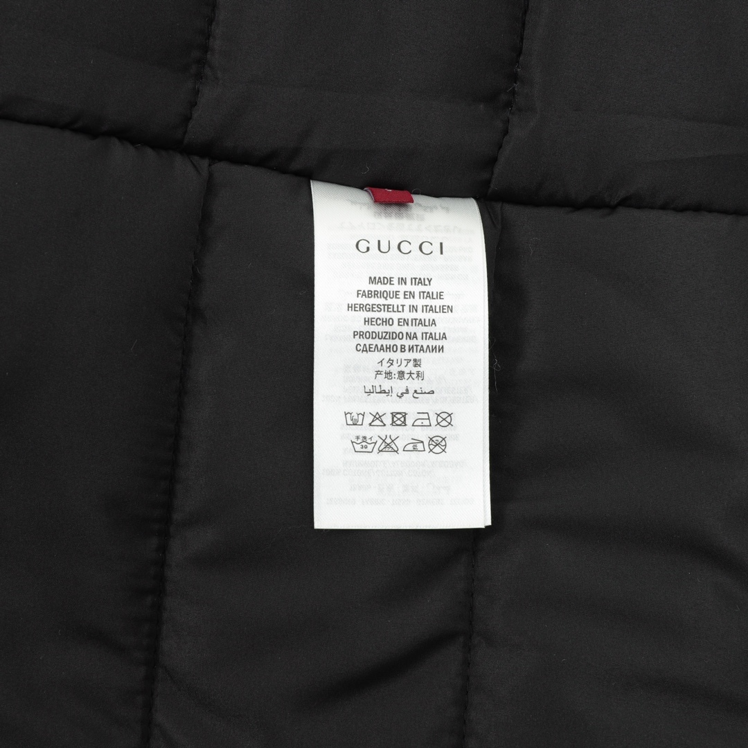 GUCCI / グッチ モノグラム柄が全面にプリントされたダウンジャケットコート