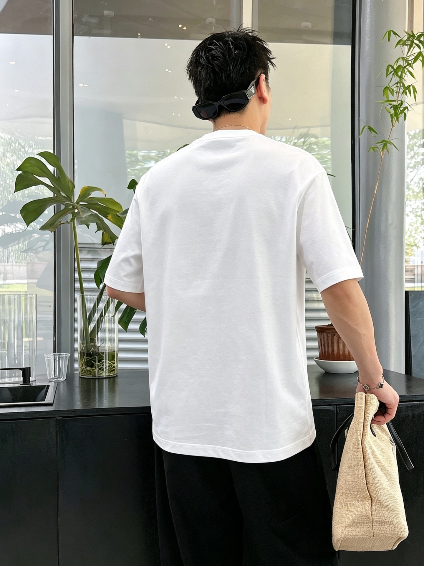 フェンディ「Fendi」ロゴプリントTシャツ / ショートスリーブ クルーネック