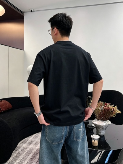 ロエベ「Loewe」ロエベ ロゴプリントTシャツ / ショートスリーブ クルーネック