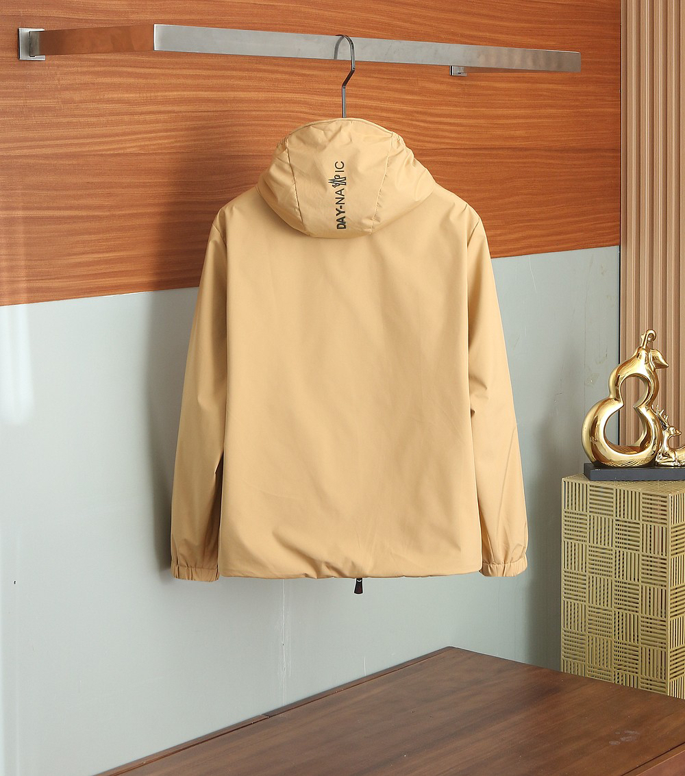 モンクレール「Moncler」秋のスタイル フード付きジャケット