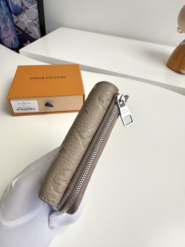 ルイ・ヴィトン「Louis Vuitton」ポルトフォイユ･パイロット