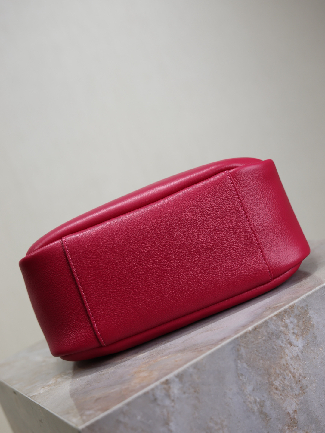 2026サンローラン「SAINT LAURENT LE 5 À 7 スモール ソフト ショルダーバッグ