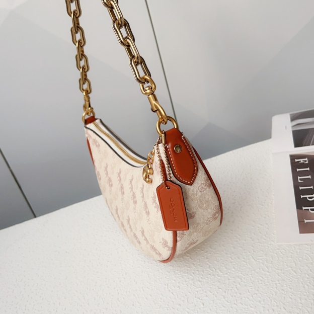 コーチ(Coach) ミラ ショルダー バッグ・ホース アンド キャリッジ プリント