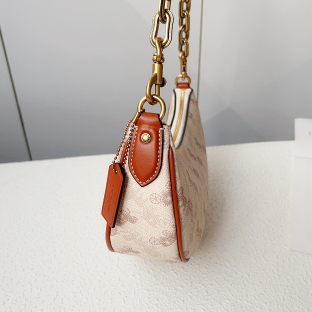 コーチ(Coach) ミラ ショルダー バッグ・ホース アンド キャリッジ プリント