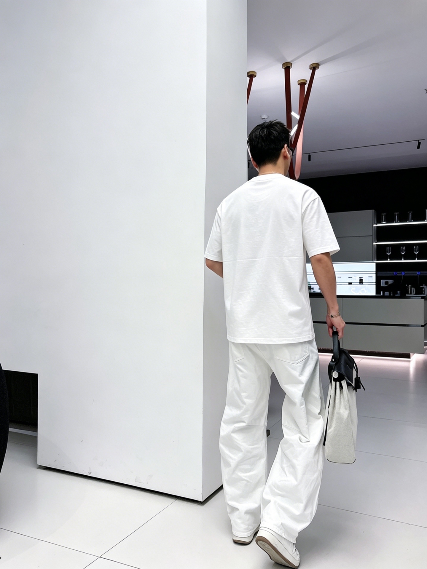 ルイ・ヴィトン「Louis Vuitton」ロゴプリントTシャツ / ショートスリーブ クルーネック