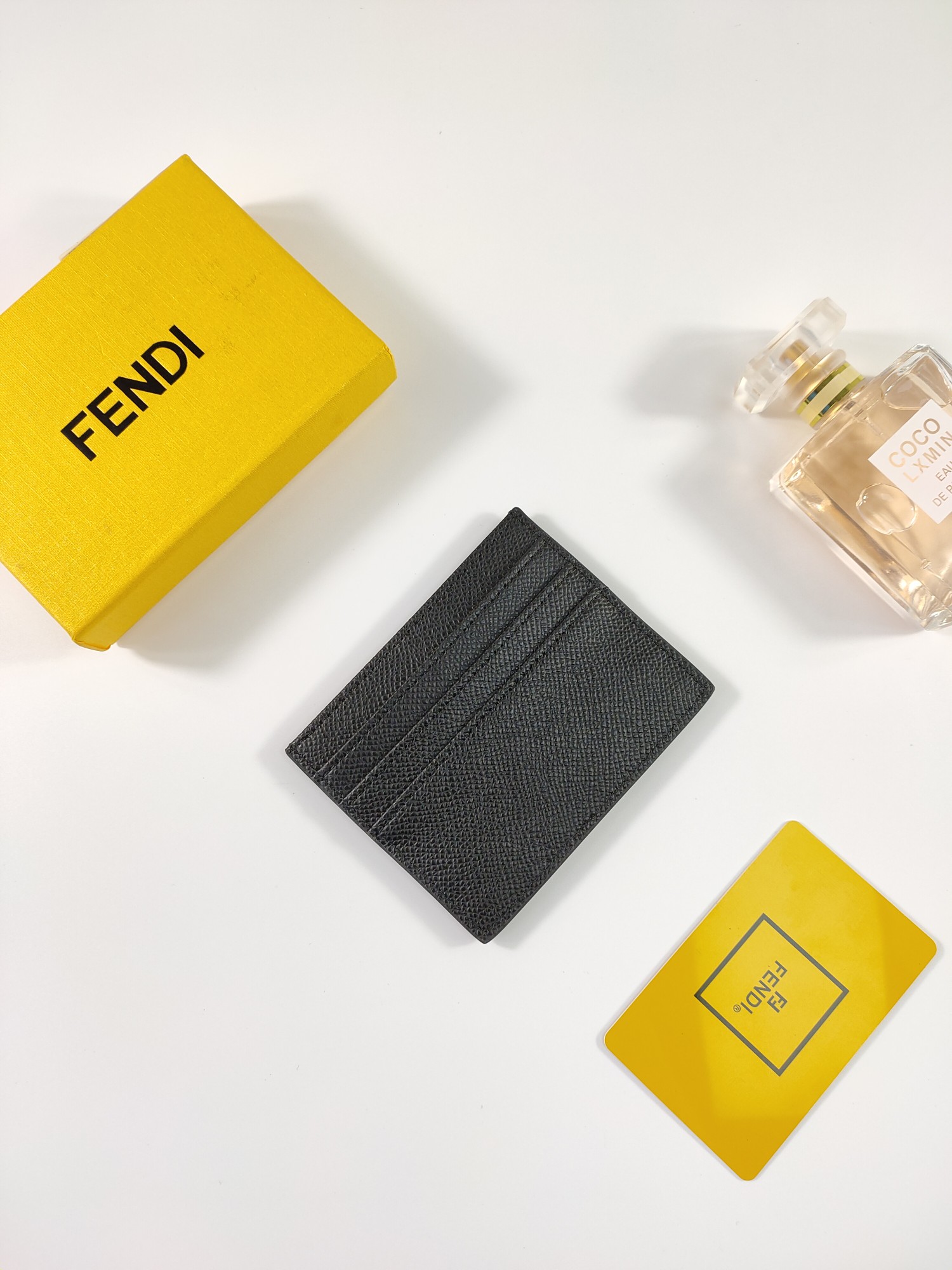 フェンディ「Fendi」フェンディ FF ダイヤモンズ カードケース / カードホルダー