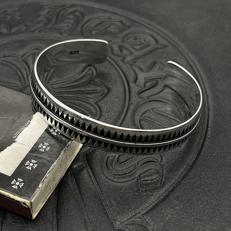 クロムハーツ「Chrome Hearts」クロム・ハーツ ヴィンテージ 高橋盾トーテム 鋸歯ブレスレット アクセサリー