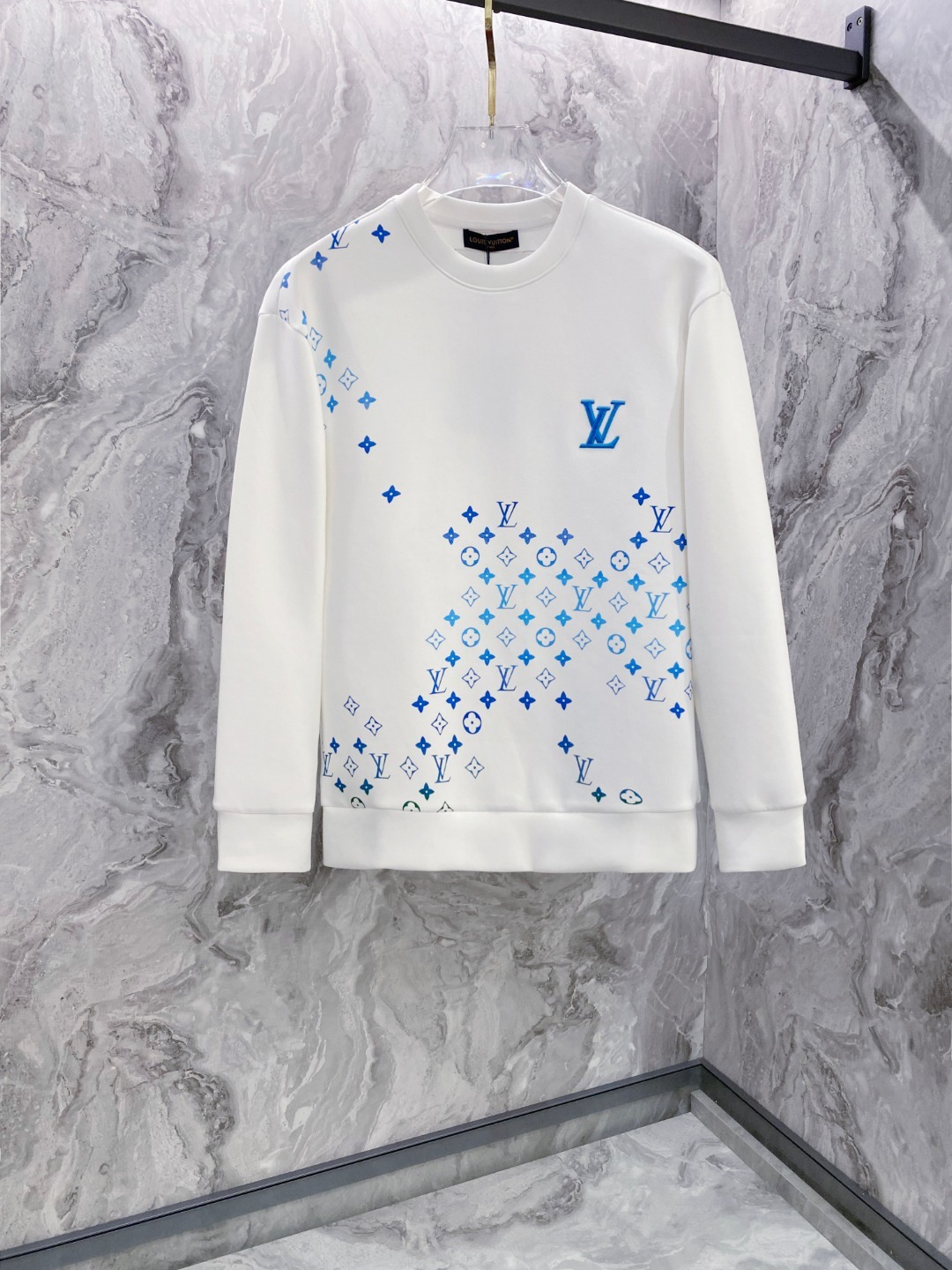 ルイ・ヴィトン「Louis Vuitton」スウェットシャツ