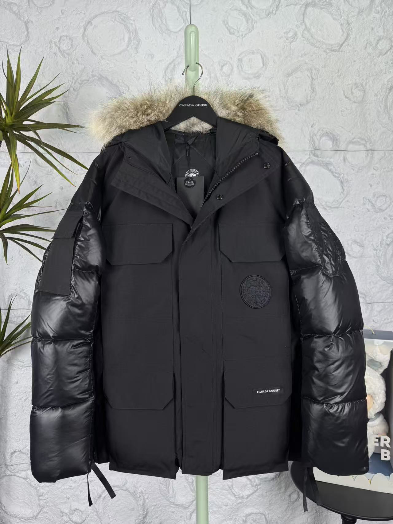 カナダグース「Canada Goose」秋冬フード付きダウンジャケット