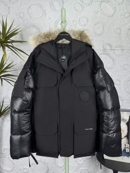 カナダグース「Canada Goose」秋冬フード付きダウンジャケット
