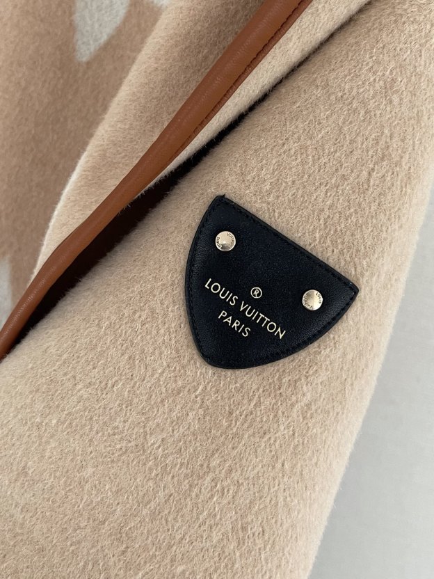 ルイ・ヴィトン「Louis Vuitton」秋冬 レディース ワップルフードロングコート