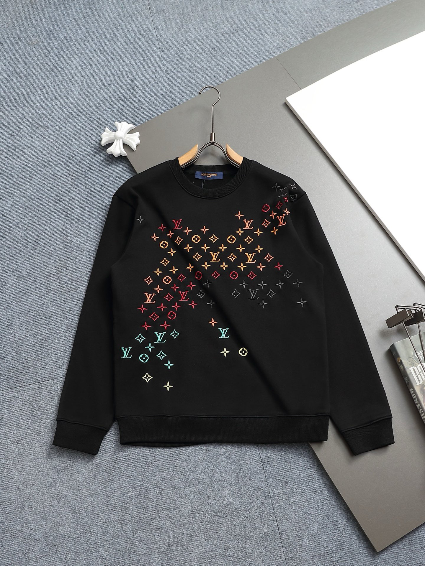 ルイ・ヴィトン「Louis Vuitton」スウェット(ユニセックス)