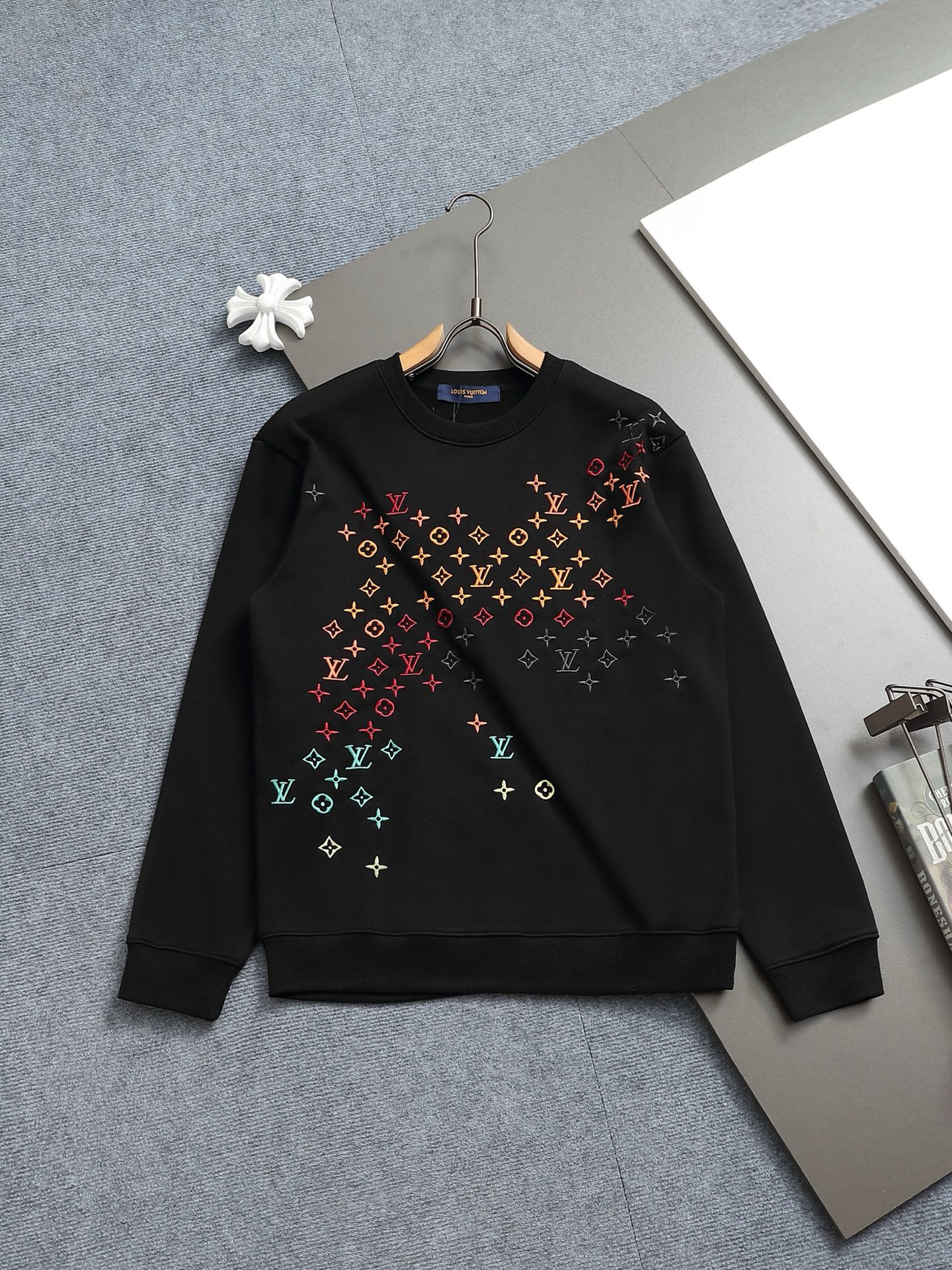 ルイ・ヴィトン「Louis Vuitton」スウェット(ユニセックス)