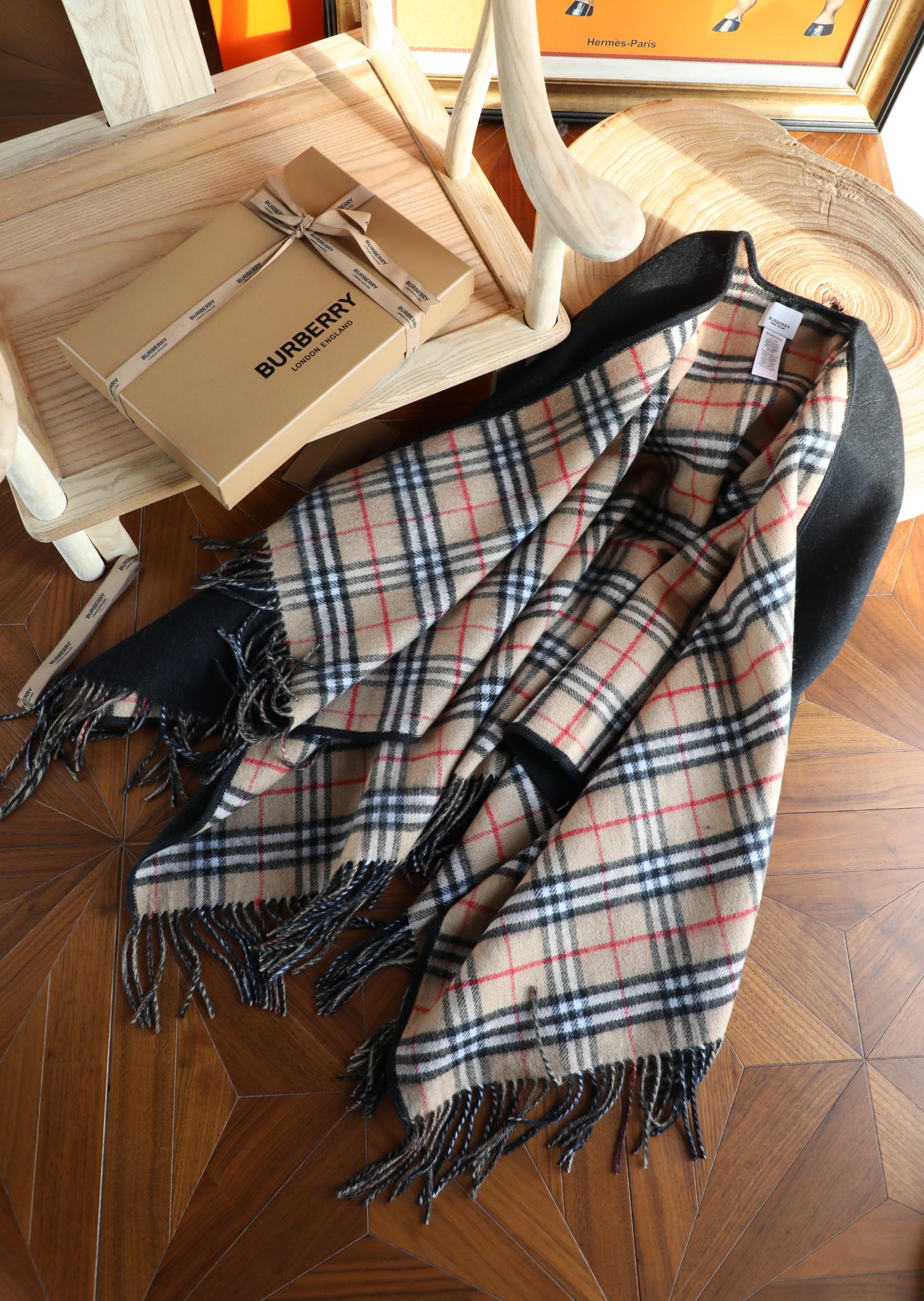 バーバリー「Burberry」リバーシブル チェック ウール ケープ