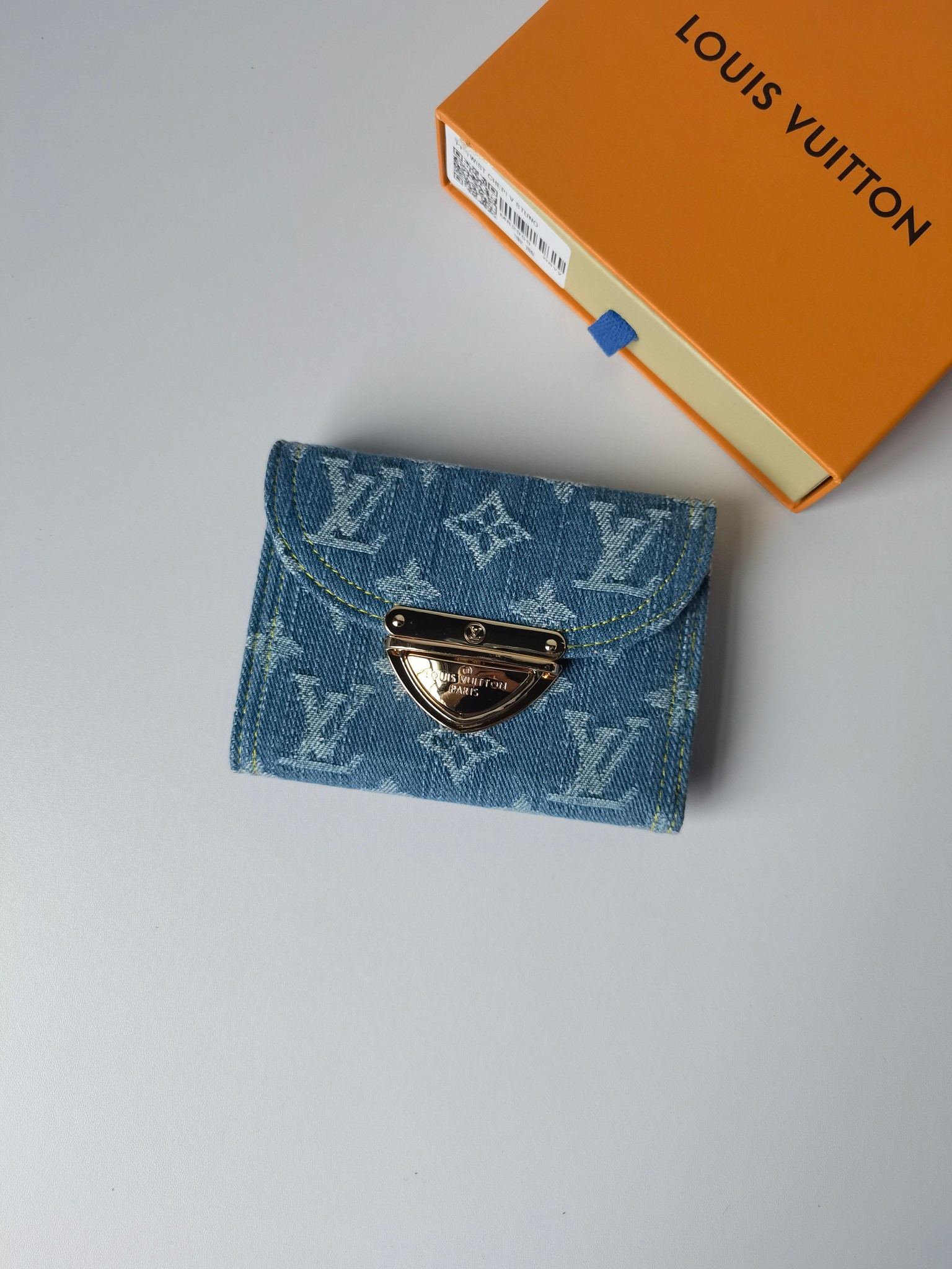 ルイ・ヴィトン「Louis Vuitton」ルイ・ヴィトン ヴィクトリーヌ ウォレット M82959 / 二つ折り財布