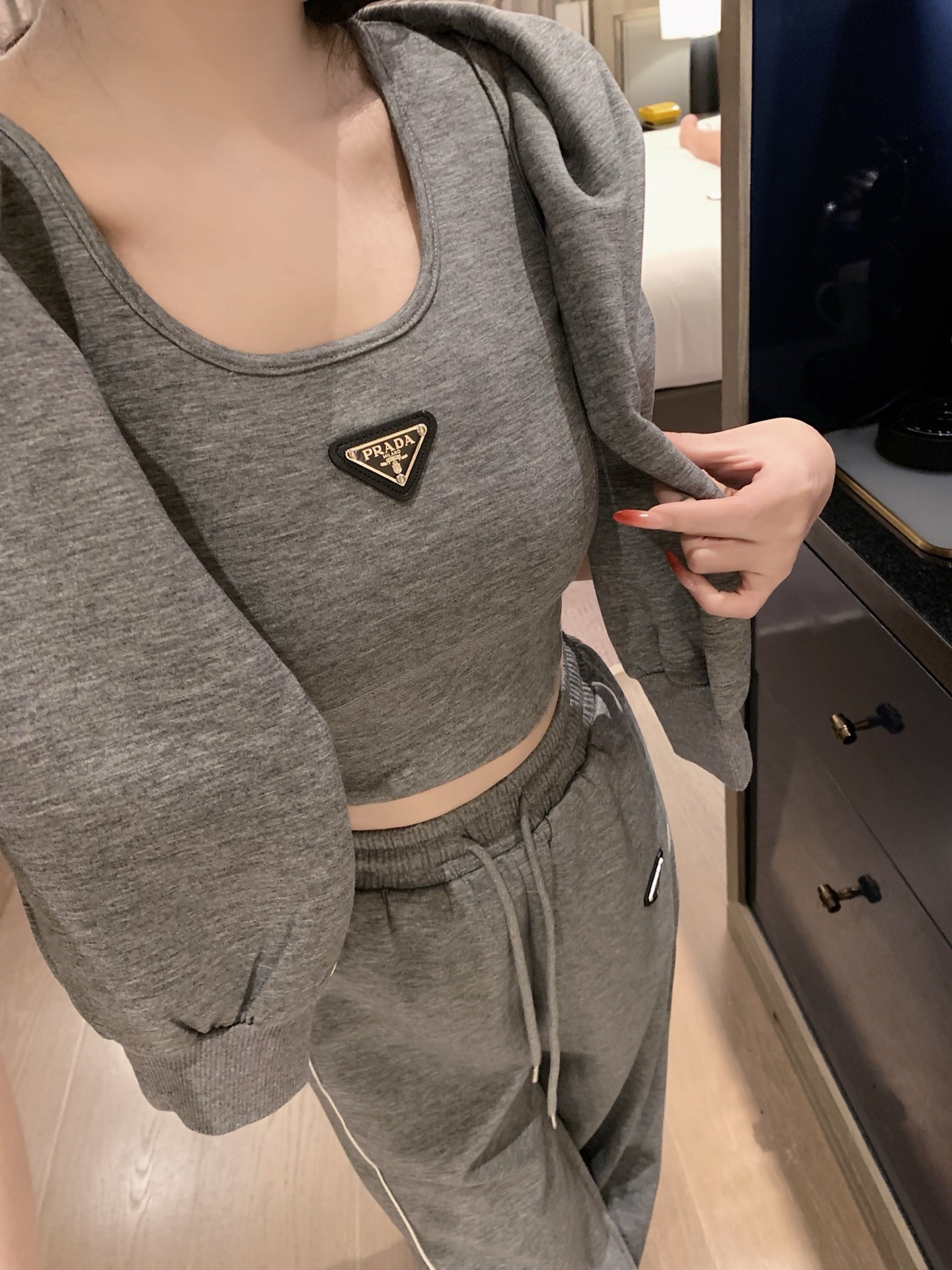 プラダ「Prada」レディース カジュアルスポーツセット【3点セット】