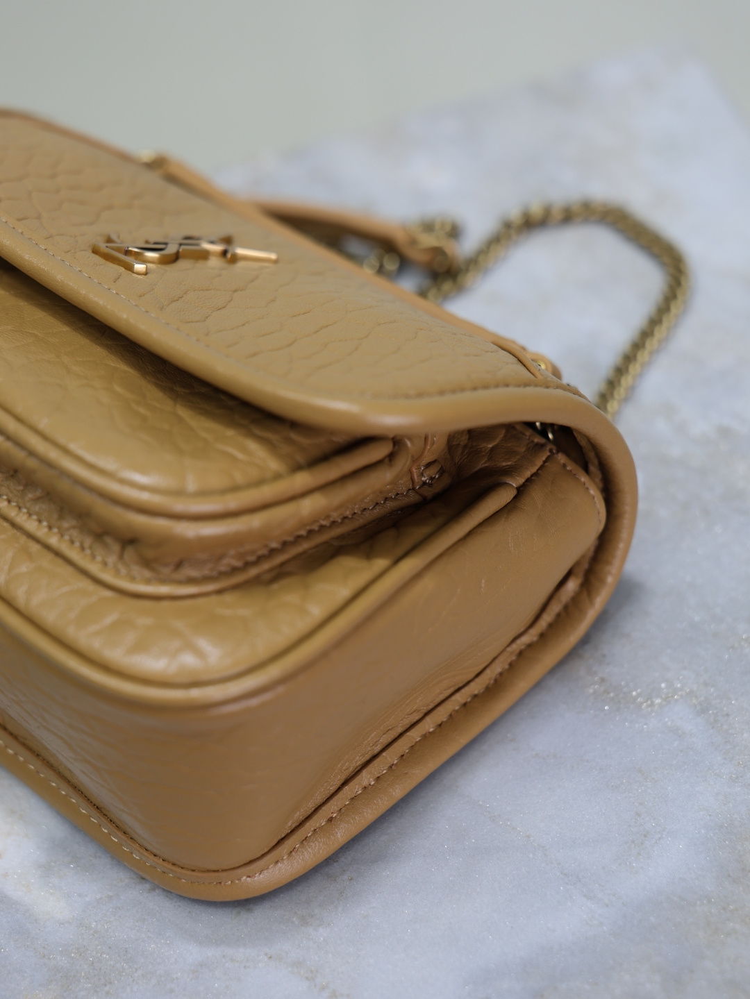 2026サンローラン「Saint Laurent NIKI ミニ グレインドラムスキン チェーンショルダーバッグ