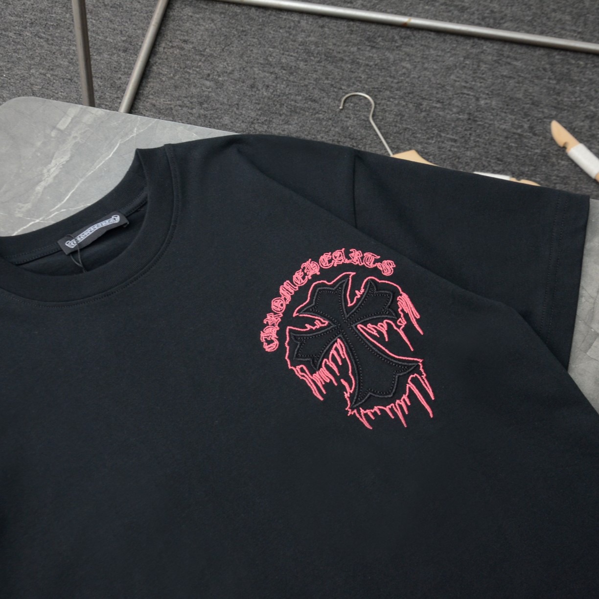 クロムハーツ「Chrome Hearts」クロスエンブロイダリーTシャツ + プレミアム半袖カットソー（S/M/L/XL/XXL）