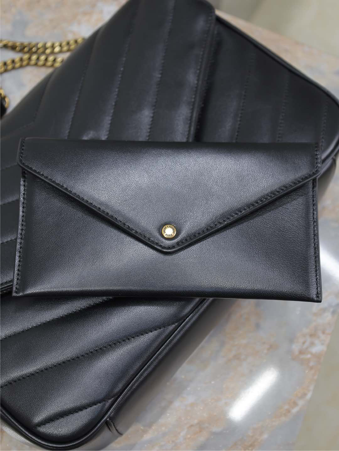 2026サンローラン「Saint Laurent LOULOU グラン マトラッセラムスキン ショルダーバッグ