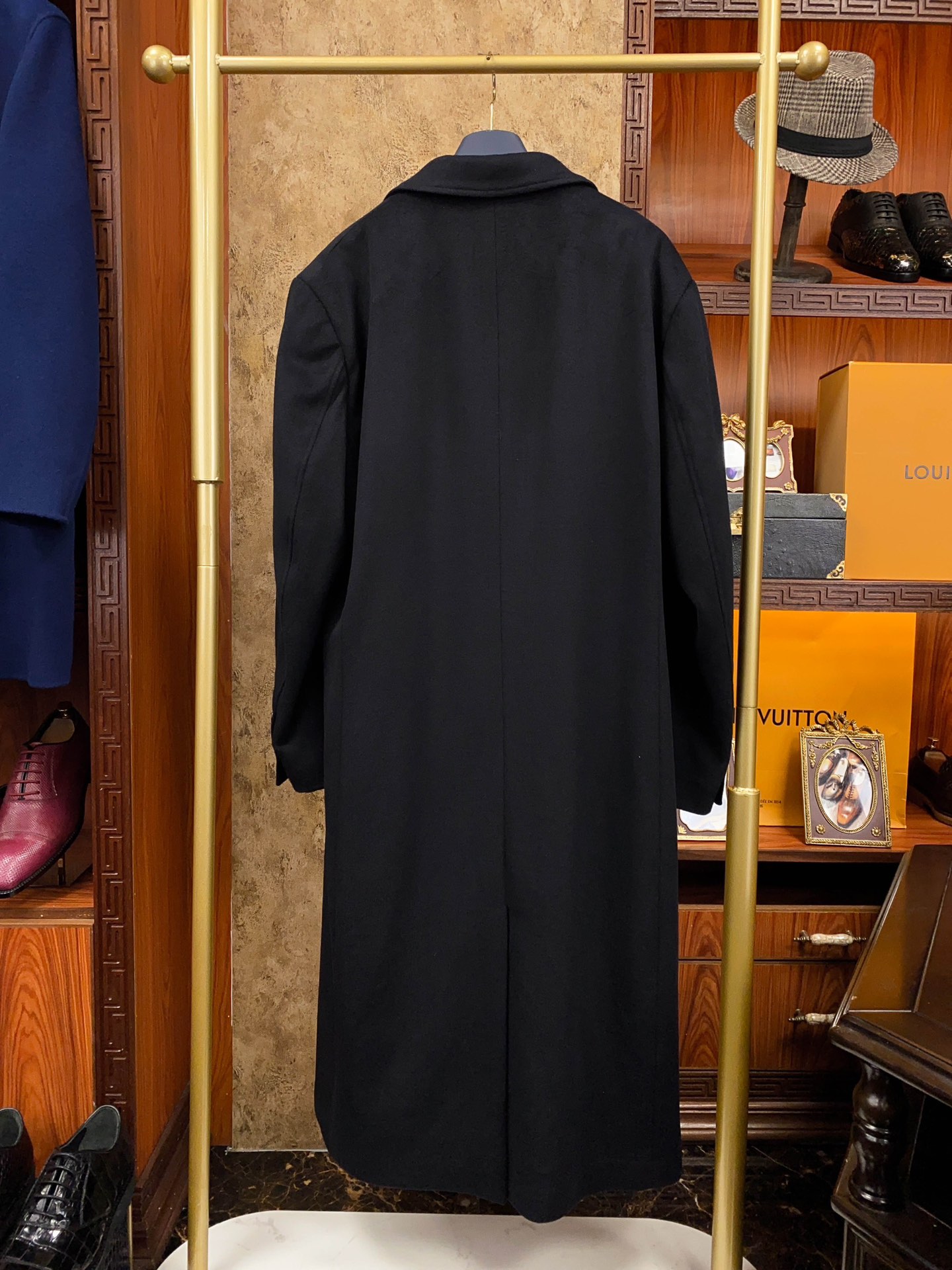 ルイ・ヴィトン「Louis Vuitton」オータムウィンター ミッドニーレングスコート