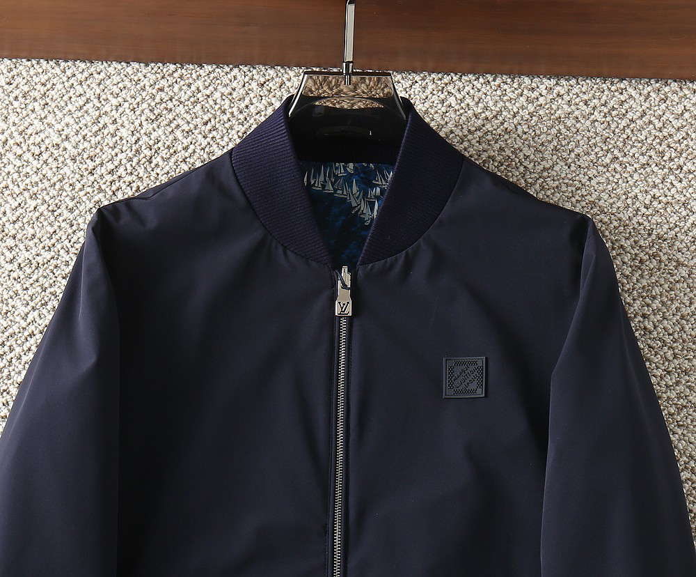 ルイ・ヴィトン「Louis Vuitton」秋冬コレクション クイルテッド ジャケット