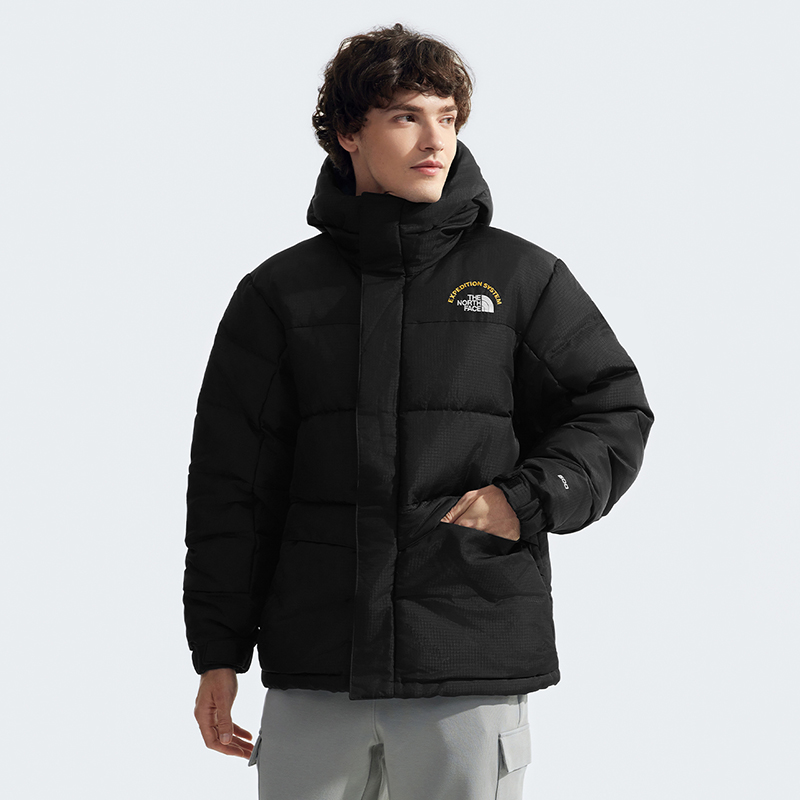 The North Face 2024 年モデルの新商品、クラシックなアイコンシリーズの男性用 HMLYN ヒマラヤ産ガチョウの羽毛で保温効果のあるダウンジャケットです