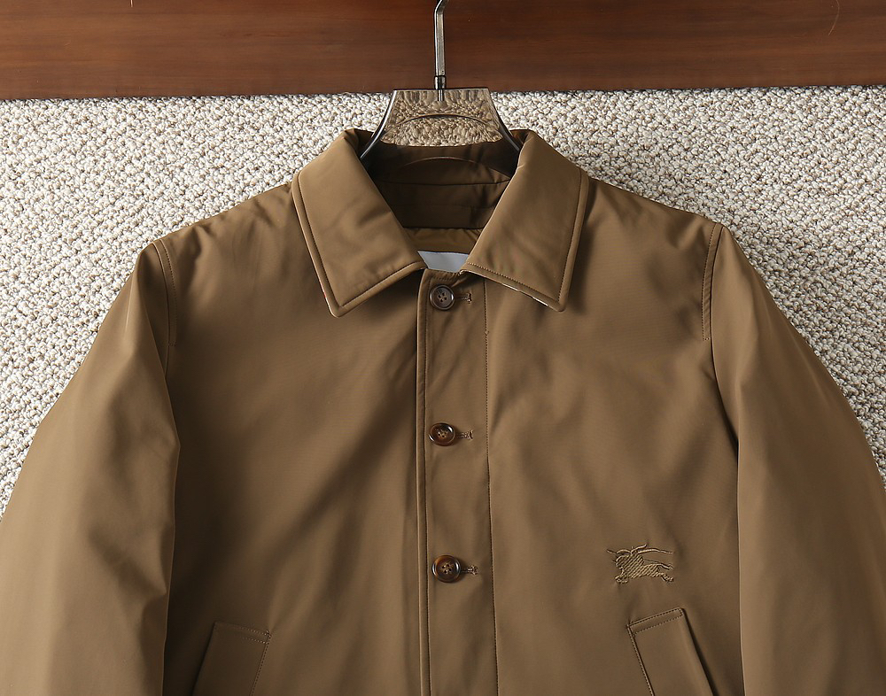 バーバリー「Burberry」秋冬 クイルティッドダウンジャケット