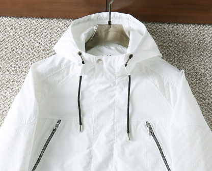 ルイ・ヴィトン「Louis Vuitton」秋冬コレクション クイルテッド ジャケット