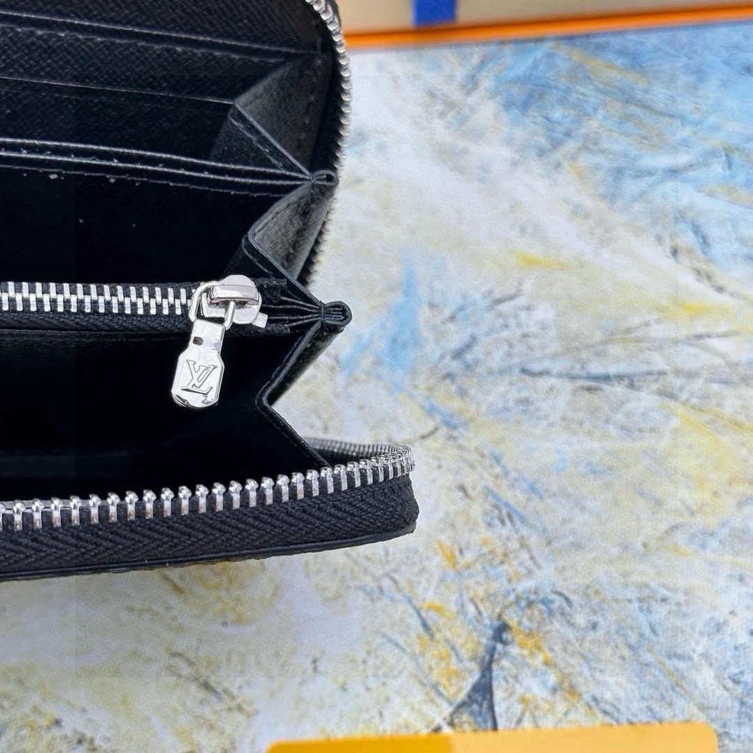 ルイ・ヴィトン「Louis Vuitton」ジップアラウンド ウォレット