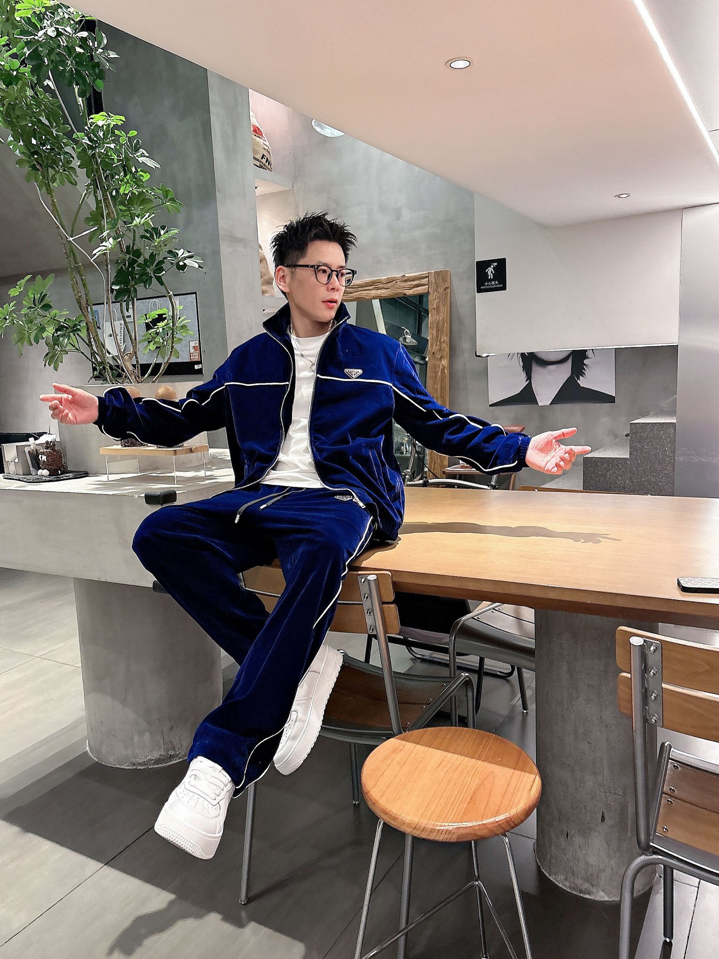 プラダ「Prada」秋冬 メンズ  カジュアルスポーツセット