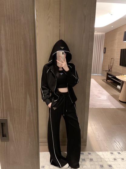 プラダ「Prada」レディース カジュアルスポーツセット【3点セット】