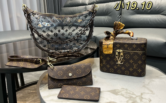 ルイ・ヴィトン「Louis Vuitton」ルイ・ヴィトン マルチポシェット アクセサリーズ 3点セット / ショルダーバッグ