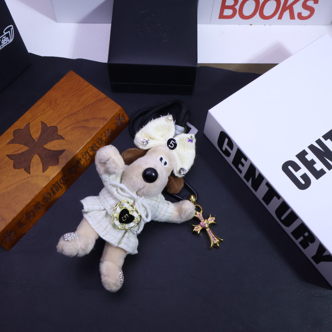 クロムハーツ「Chrome Hearts」バッグチャーム - すべてのトレンドバッグに合わせて、クールでキュートなスタイルを