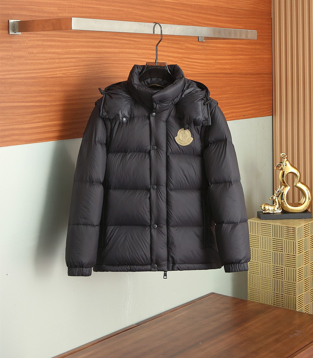 モンクレール「Moncler」秋冬 ダウンジャケット