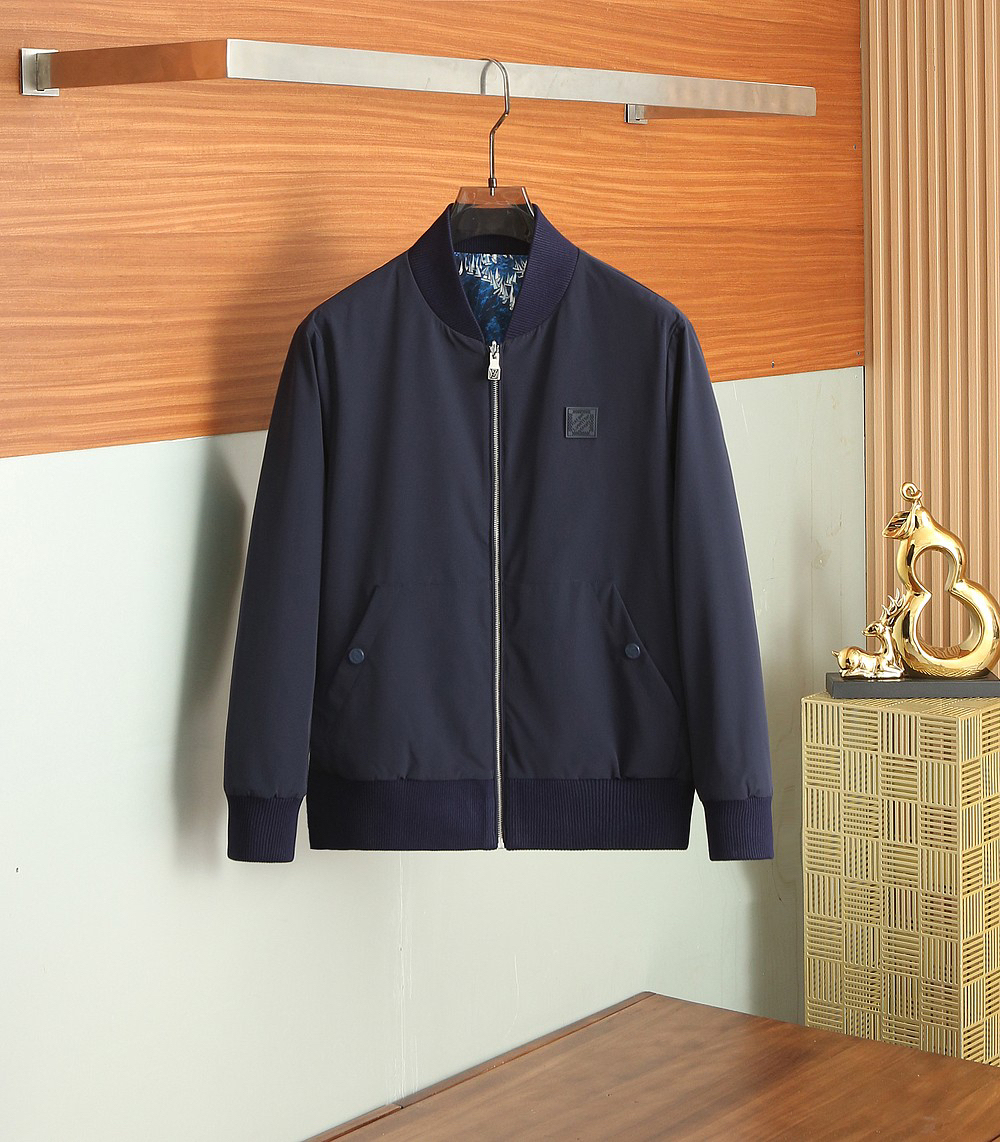 ルイ・ヴィトン「Louis Vuitton」秋冬コレクション クイルテッド ジャケット