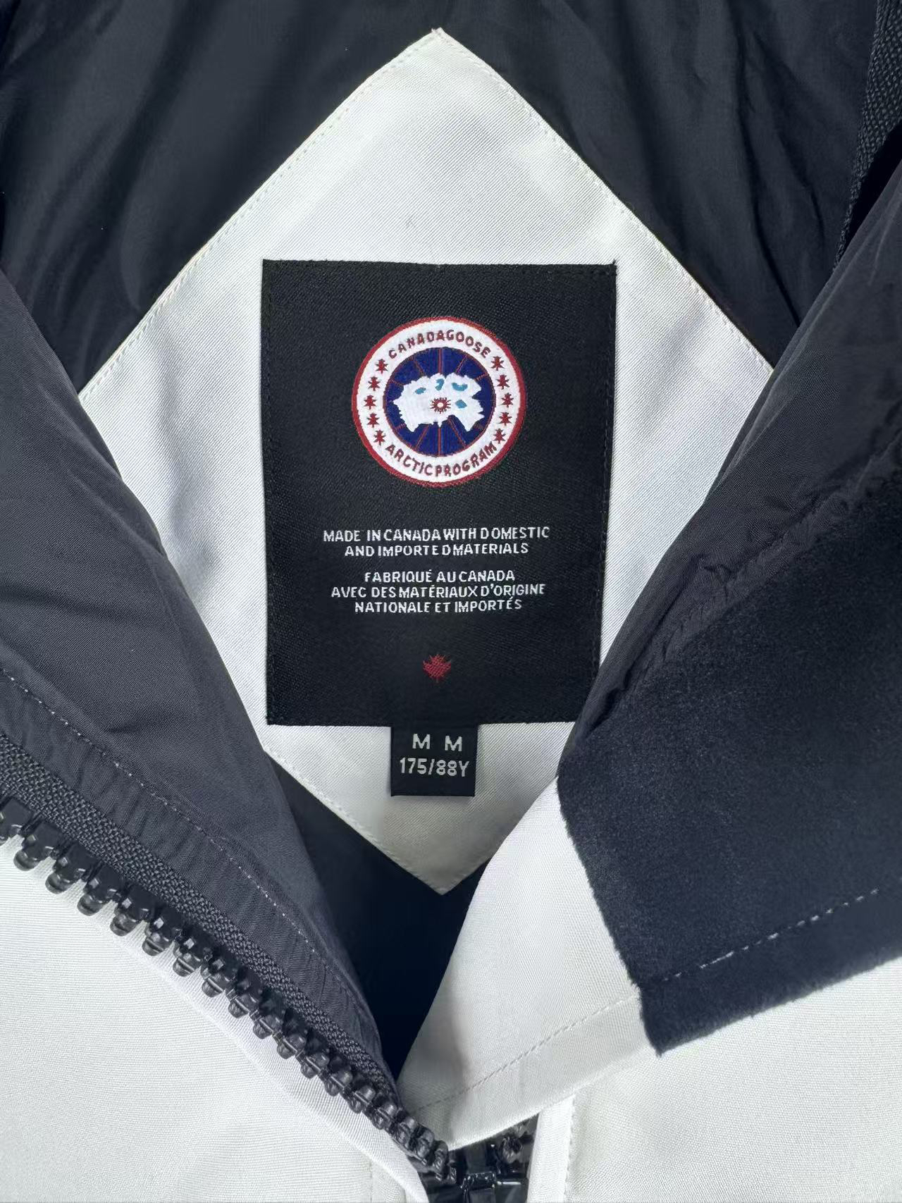 カナダグース「Canada Goose」秋冬フード付きダウンコート
