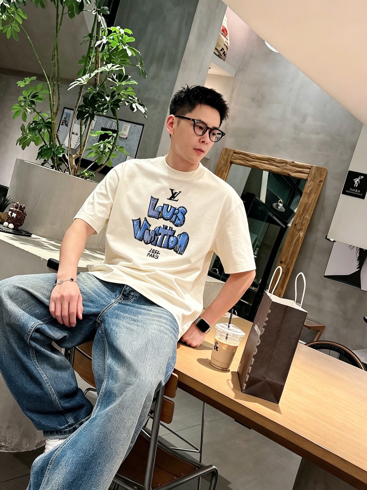 ルイ・ヴィトン「Louis Vuitton」ロゴプリントTシャツ / ショートスリーブ クルーネック