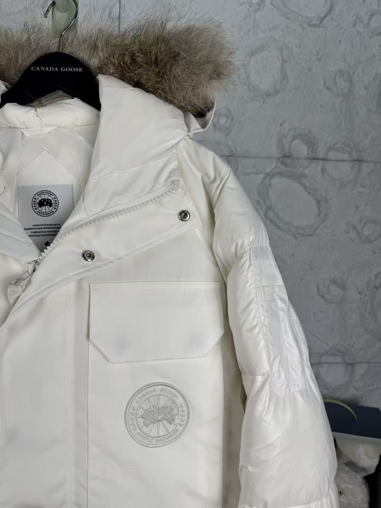 カナダグース「Canada Goose」秋冬フード付きダウンジャケット