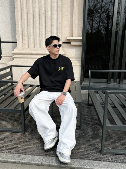 アークテリクス「ARC'TERYX」ロゴプリントTシャツ / ショートスリーブ クルーネック