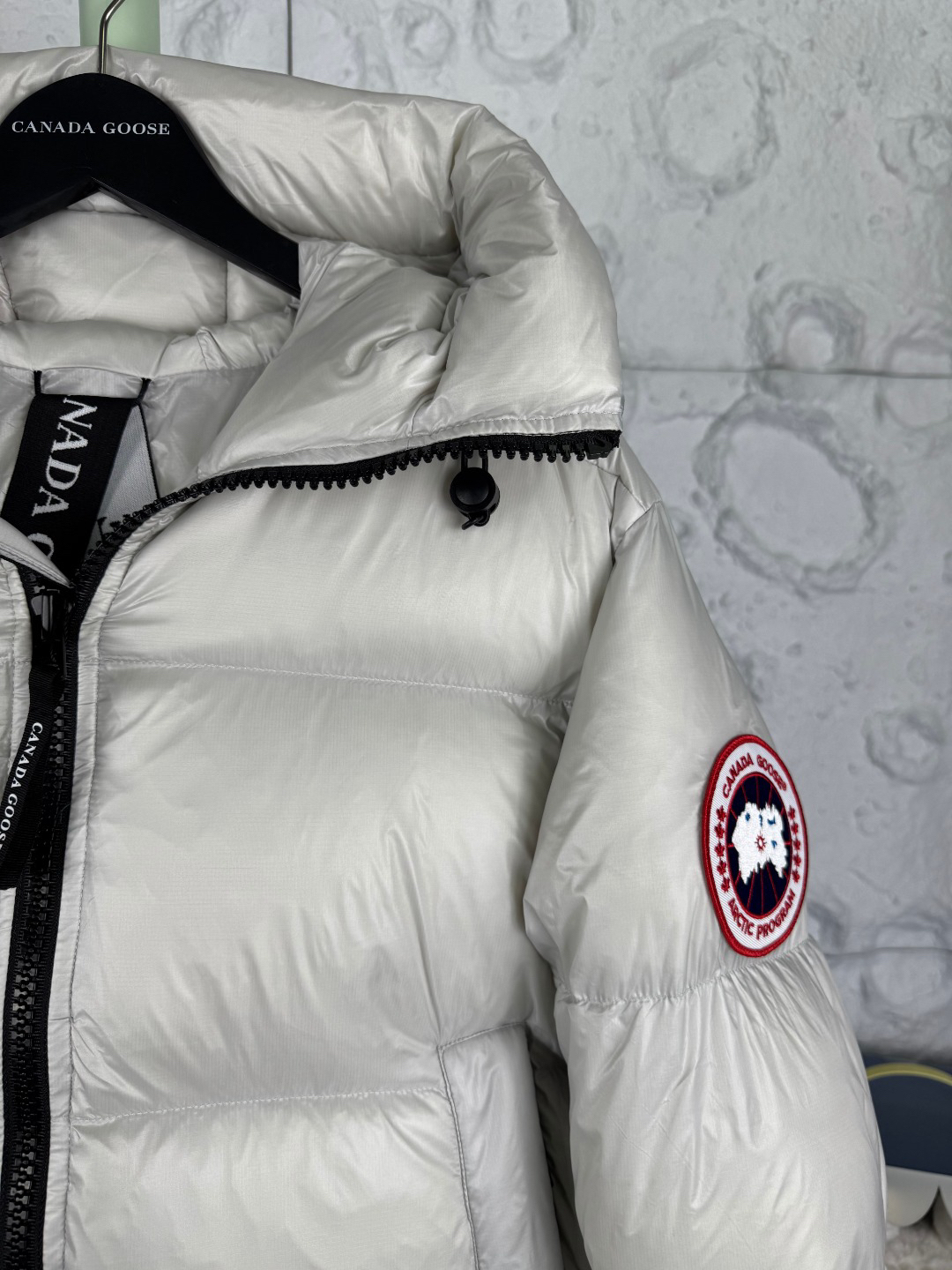 カナダグース「Canada Goose」秋冬フード付きダウンジャケット